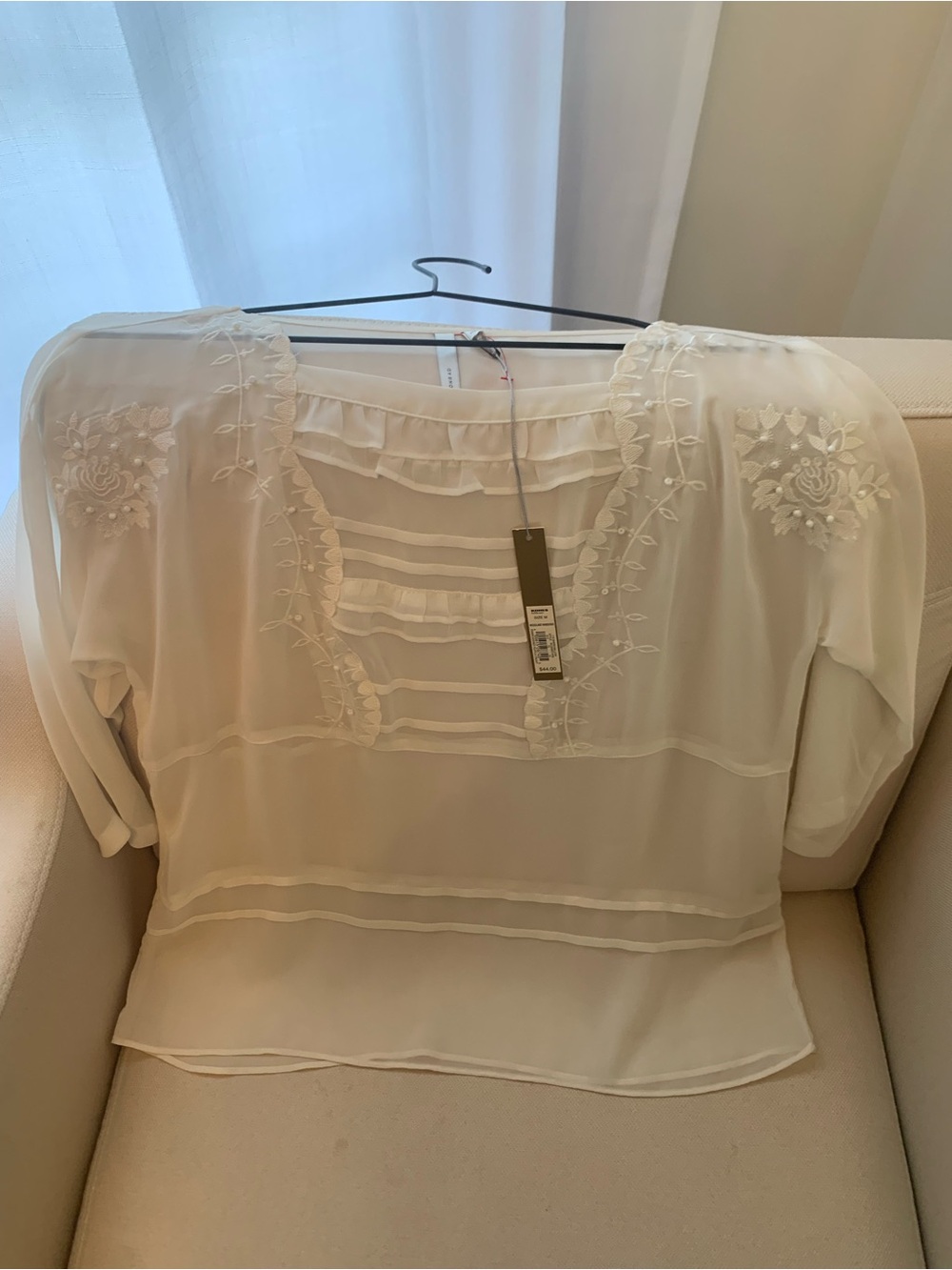 Sheer Embroidered White Women's Blouse Lauren Conrad medium - Picture 3 of 7